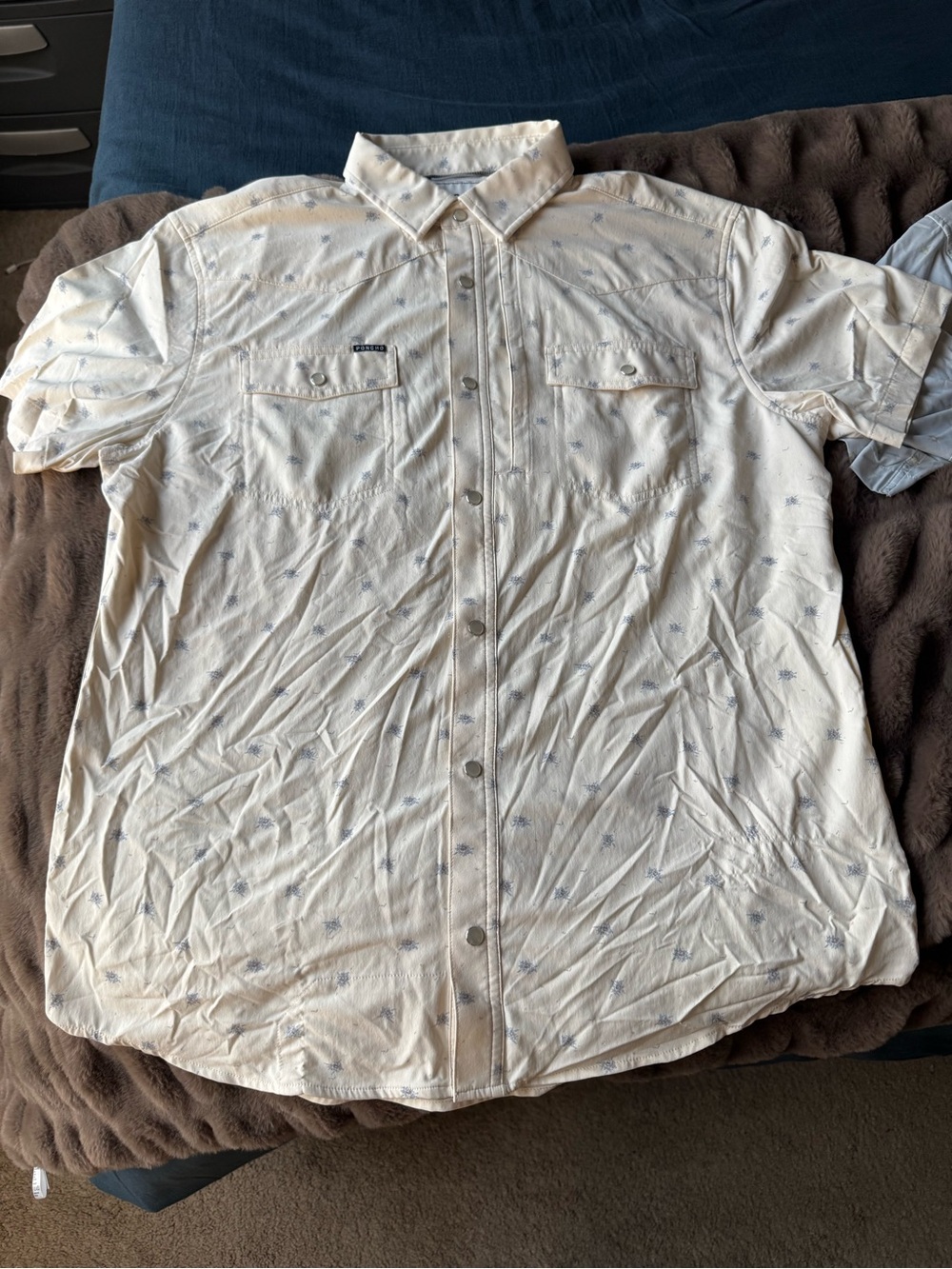 Poncho Men’s Short-Sleeve Button-Down Shirt